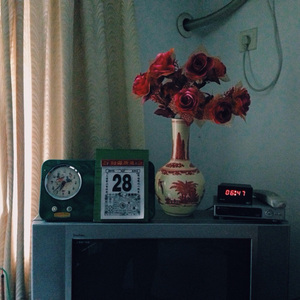 美女挤自己奶㊙️视频
